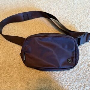 *French Press🤎Lululemon Everywhere Belt Bag 1L